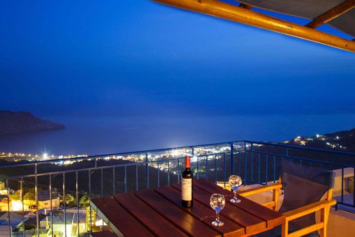 Mirthios-Hill Apartments ปลาเกียส ภายนอก รูปภาพ